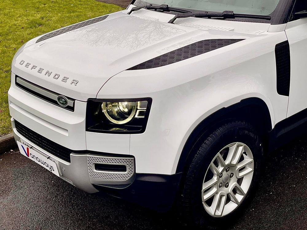 Land Rover Defender 110 Diesel 3.0 D250 Hard Top Auto
