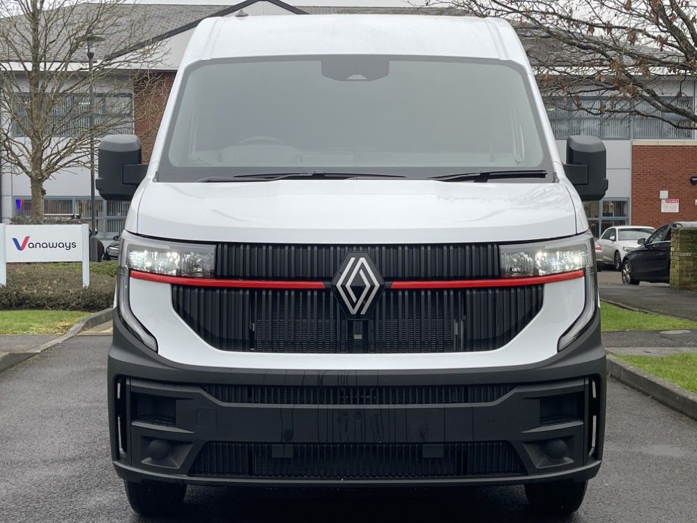 Renault MASTER E-TECH MWB ELECTRIC FWD MM35 104kW 87kWh Advance