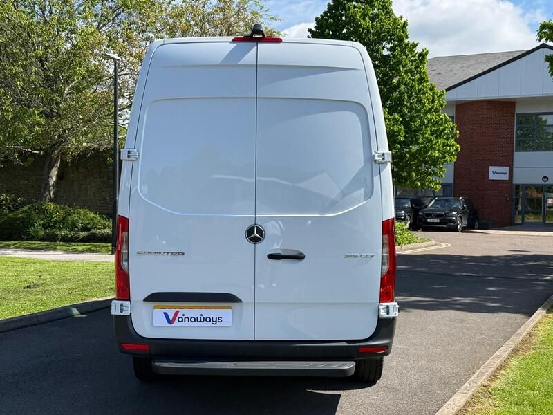 Mercedes-Benz Sprinter 315CDI L2 Diesel RWD 3.5t H2 Progressive Van