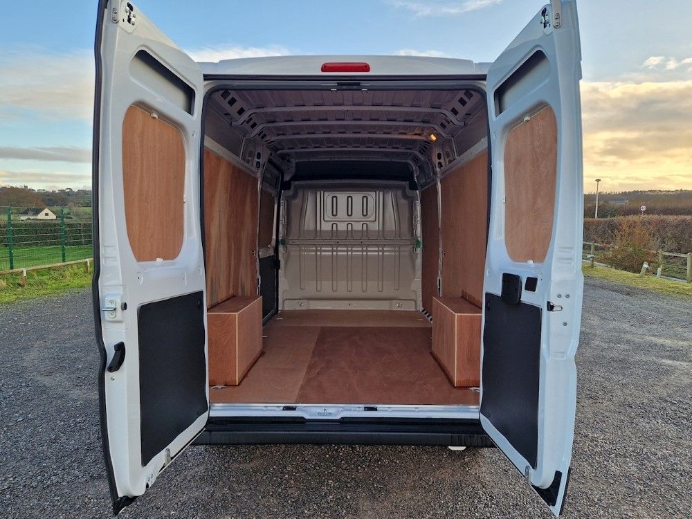Vauxhall Movano 3500 Heavy L3 Diesel FWD 2.2 Turbo D 140 H2 Van Prime