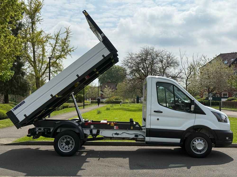 Ford Transit 350 L2 Diesel RWD 2.0 EcoBlue 130ps Leader Tipper