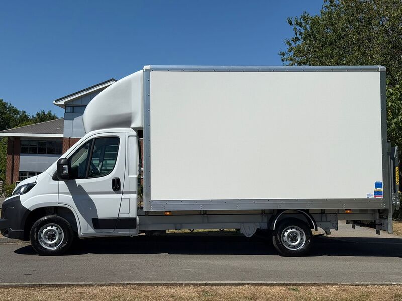 Citroën Relay 35 Heavy L3 Diesel Luton 2.2 BlueHDi 140  Enterprise