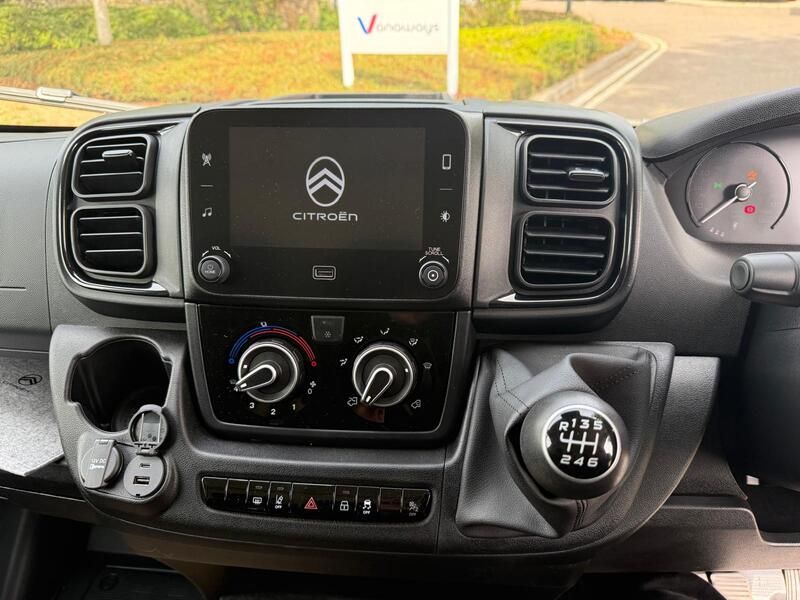 Citroën Relay 35 L2 Diesel 2.2 BlueHDi 140 H2 Van Enterprise