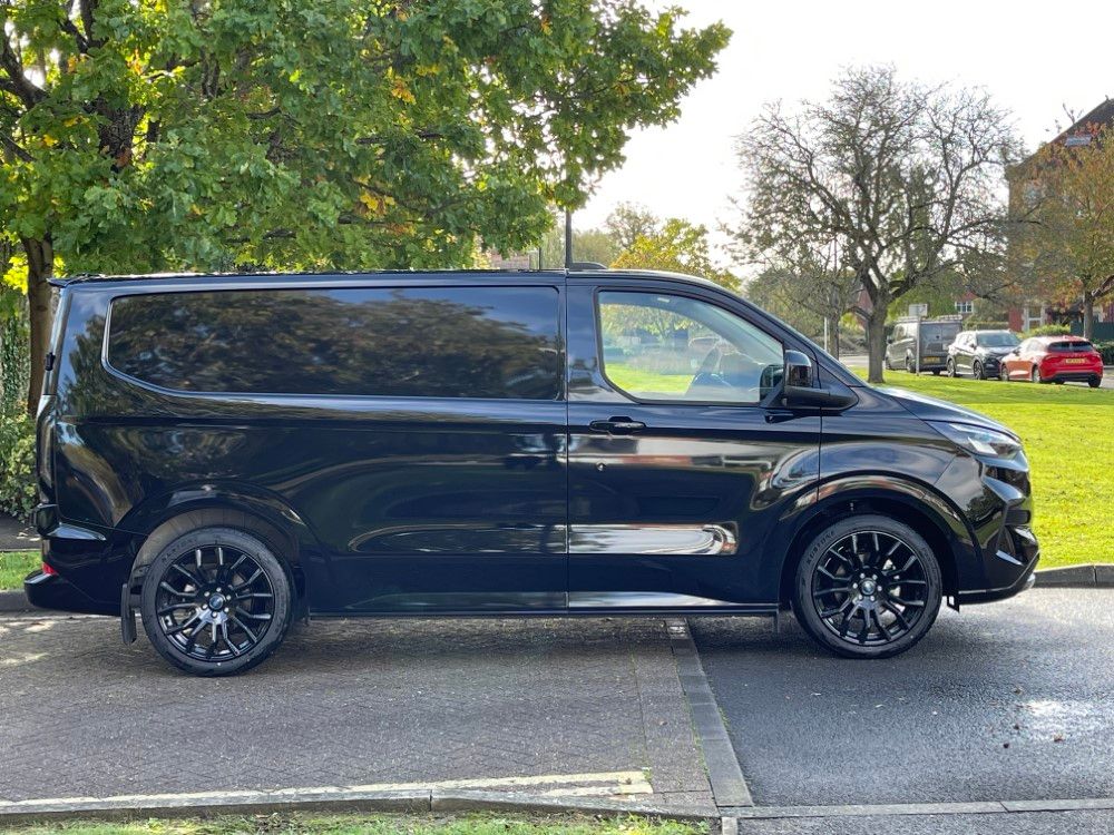 Ford Transit Custom 300 L1 Diesel FWD Red Line Edition Auto