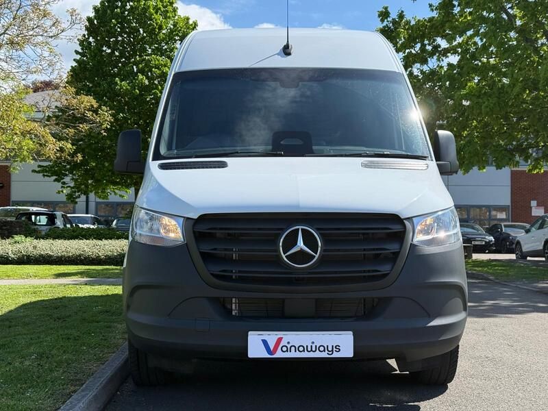 Mercedes-Benz Sprinter 315CDI L2 Diesel RWD 3.5t H2 Progressive Van