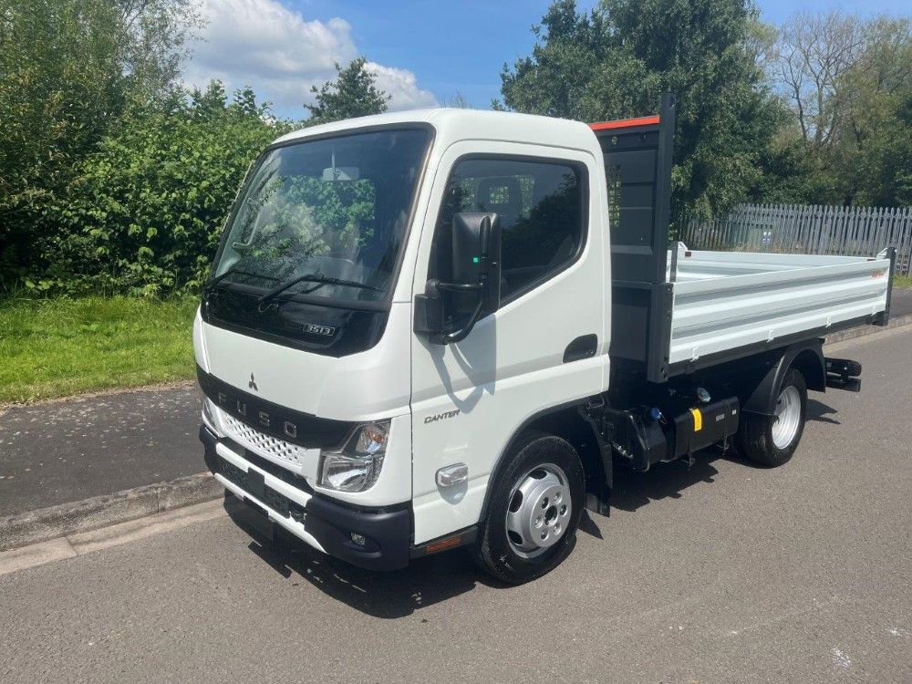 Fuso Canter 3C13-25 Tipper
