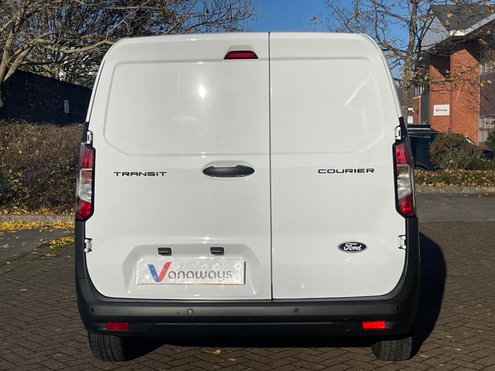 Ford Transit Courier Diesel Leader Van