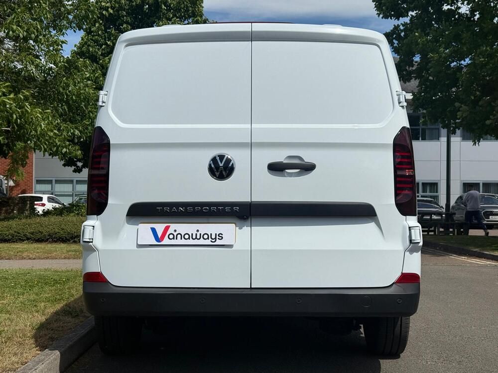 Volkswagen Transporter T26 SWB Diesel Commerce Panel Van
