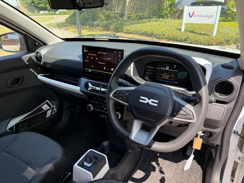DACIA SPRING ELECTRIC 48kW Cargo Extreme 27kWh Van Auto