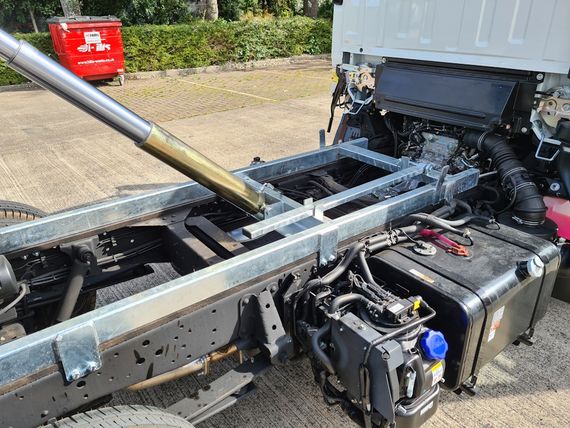 Isuzu Trucks N35