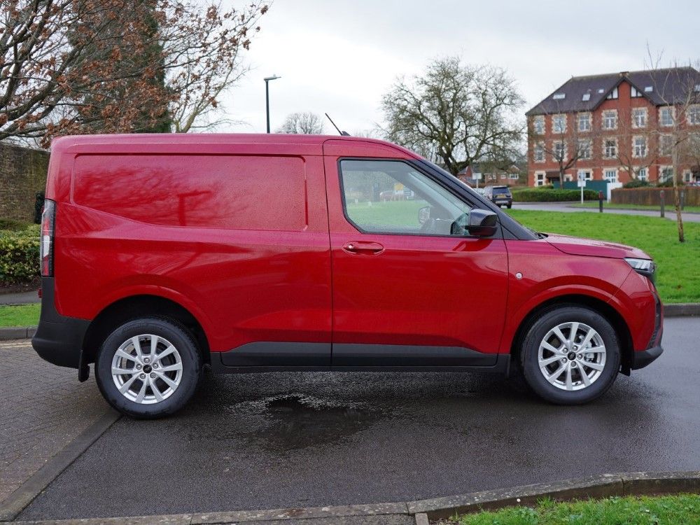 Ford Transit Courier Diesel 1.5 EcoBlue Trend Van