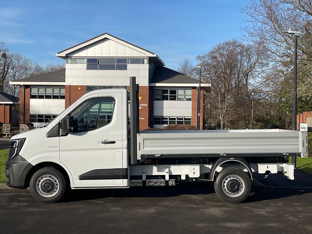Renault MASTER MWB DIESEL FWD ML35 ENERGY Blue dCi 145 Start Tipper