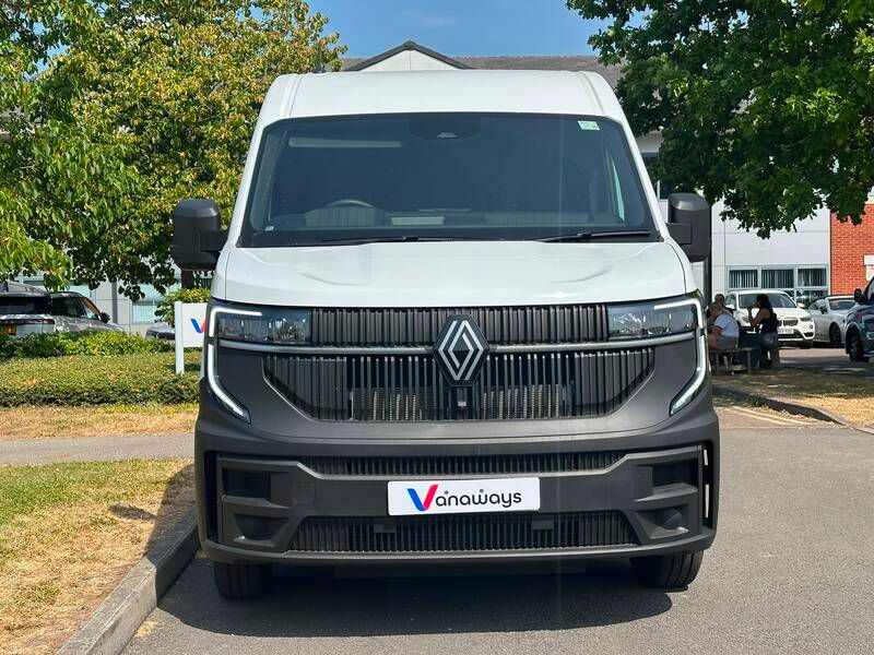 Renault MASTER E-TECH MWB ELECTRIC FWD MM35 104kW 87kWh Advance Medium Roof Van Auto