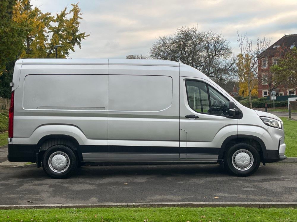Maxus eDeliver 9 LWB Electric FWD 150kW High Roof Van 72kWh Auto