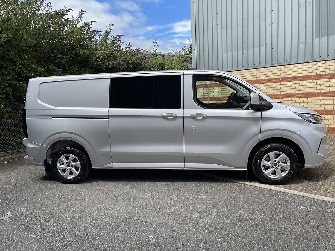Ford Transit Custom 300 L2 Diesel FWD 2.0 EcoBlue 170ps H1 Double Cab Van MS-RT Auto