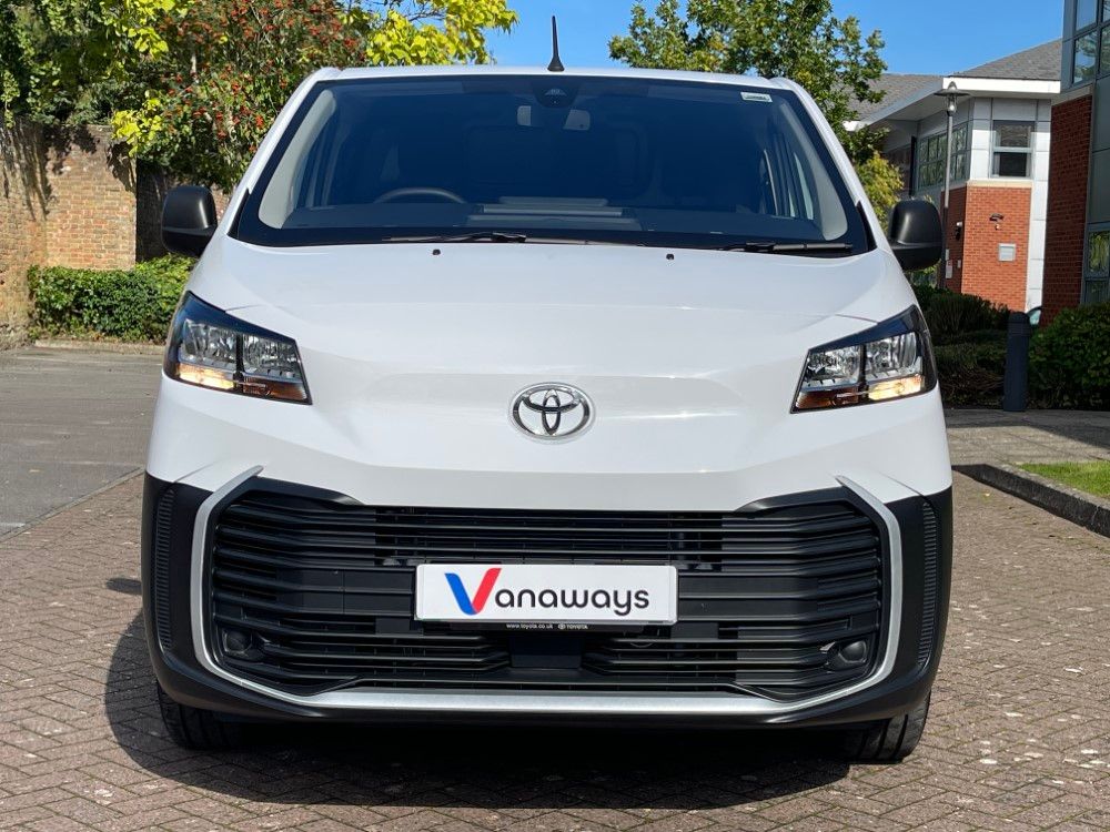 Toyota Proace L2 Diesel 2.0D 145 Icon Van