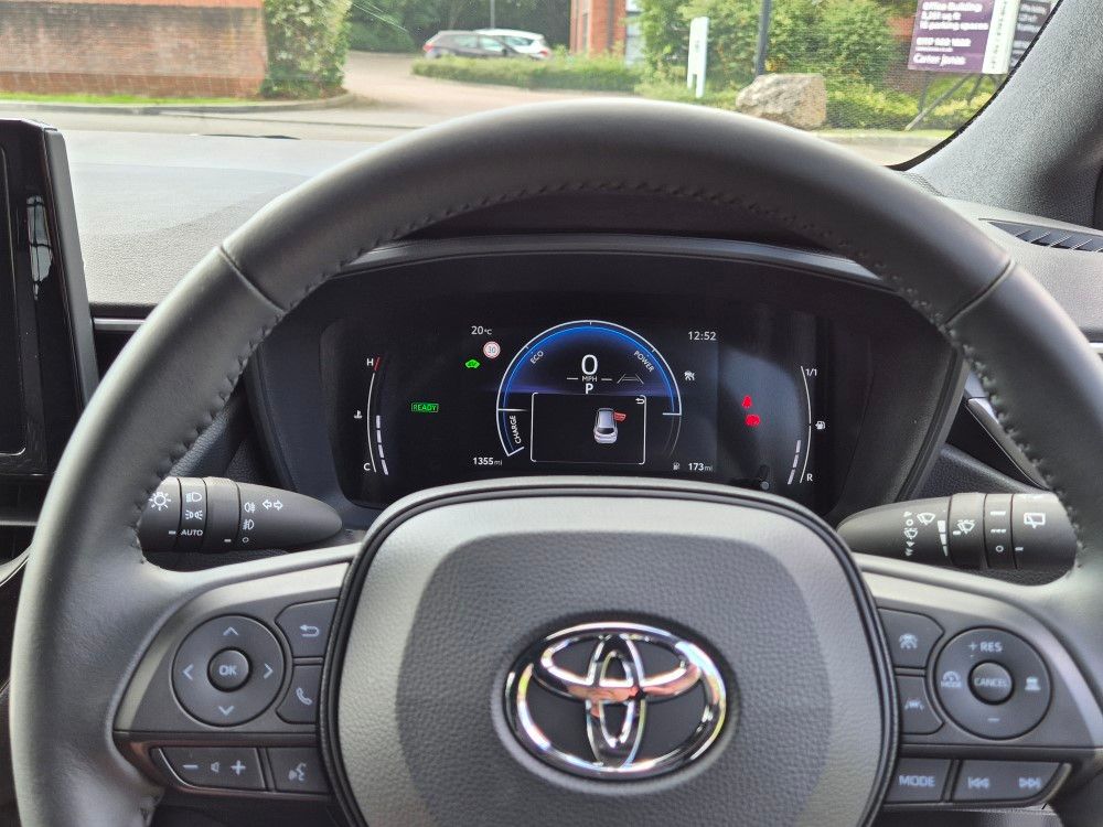 Toyota Corolla Petrol 1.8 VVT-i Hybrid 140 Commercial Auto