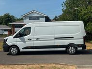 Renault MASTER E-TECH MWB ELECTRIC FWD MM35 104kW 87kWh Advance Medium Roof Van Auto