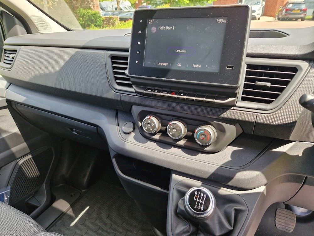 Renault TRAFIC LWB DIESEL LL30 Blue dCi 150 Extra [Safety] Van