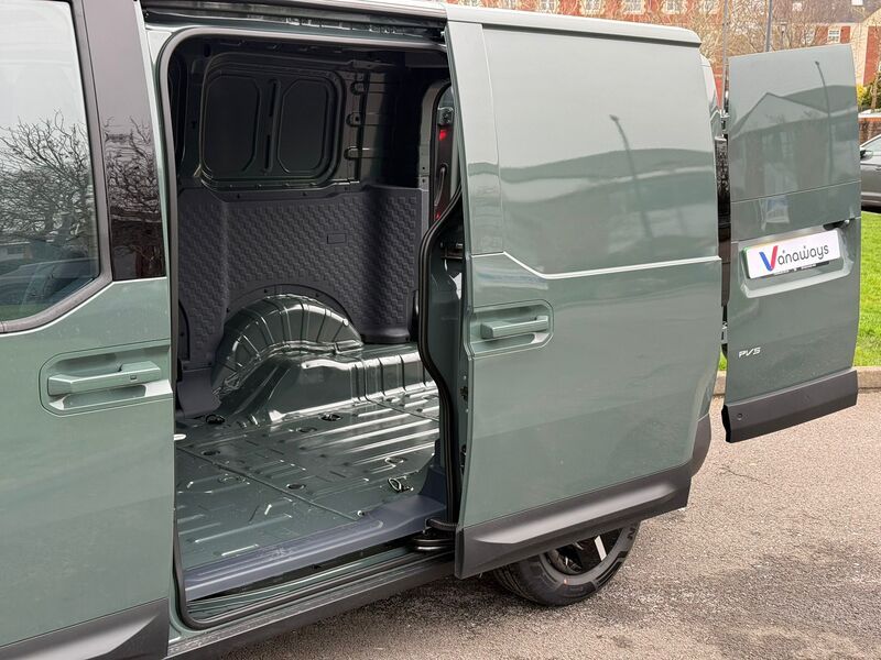 KIA PV5 CARGO L2 ELECTRIC 89kW Essential Standard Range 52kWh Auto