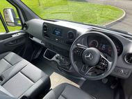 Mercedes-Benz Sprinter 315CDI L3 Diesel RWD 3.5t Luton