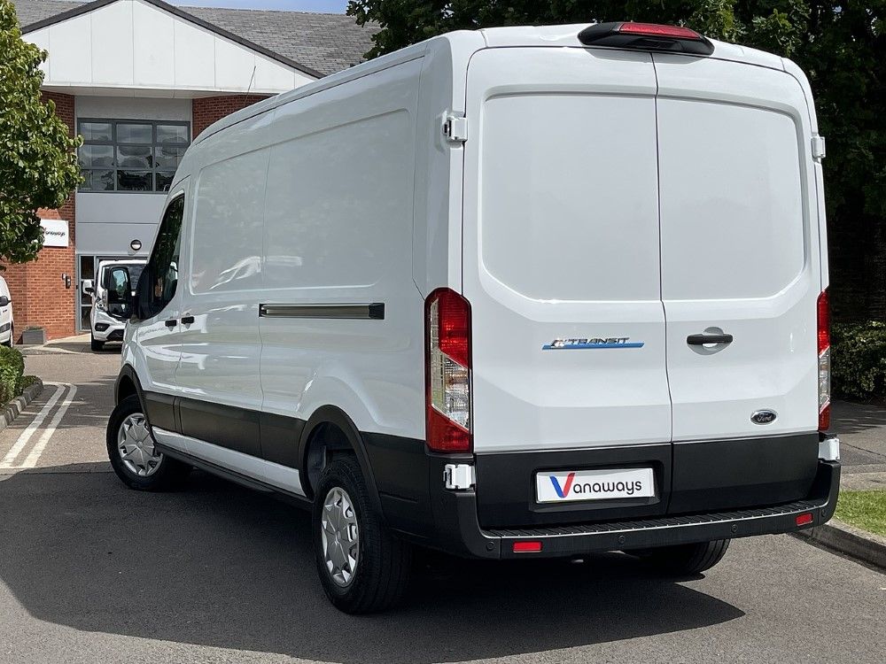 Ford E-Transit 350 L3 RWD 198kW 68kWh Chassis Cab Auto