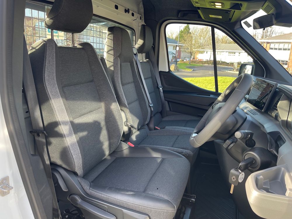 Renault MASTER LWB DIESEL FWD 150 Advance Dropside