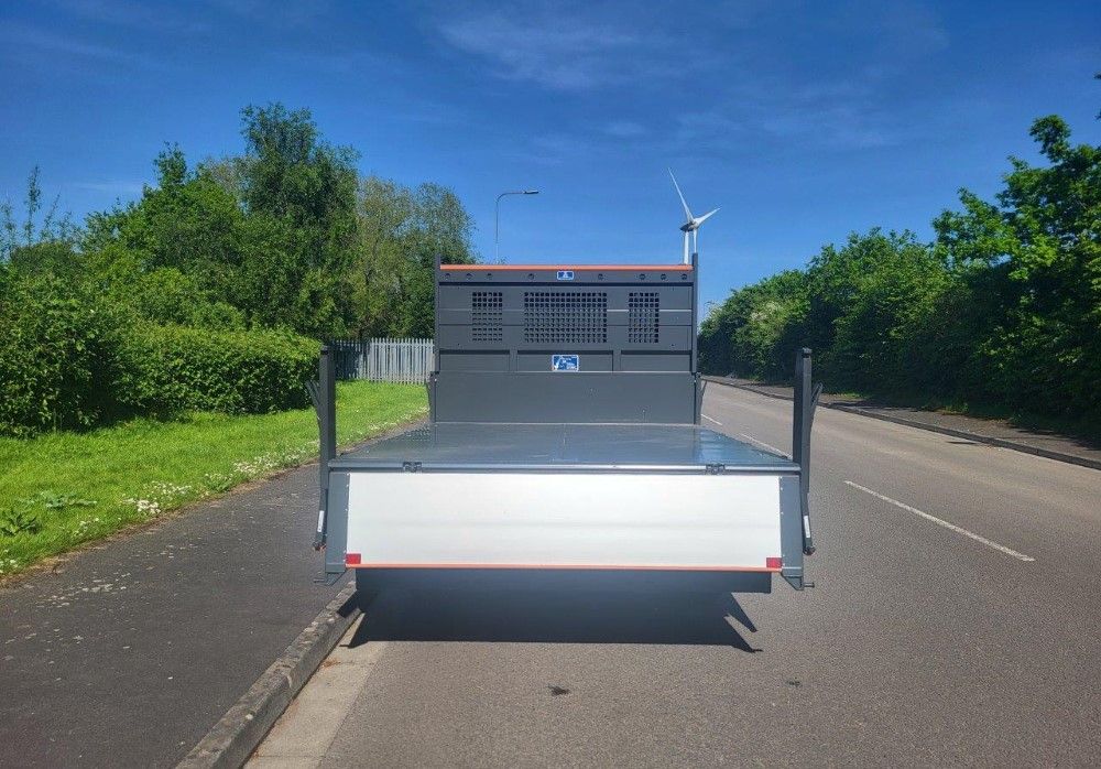 Fuso Canter 3C13-25 Toolpod Tipper