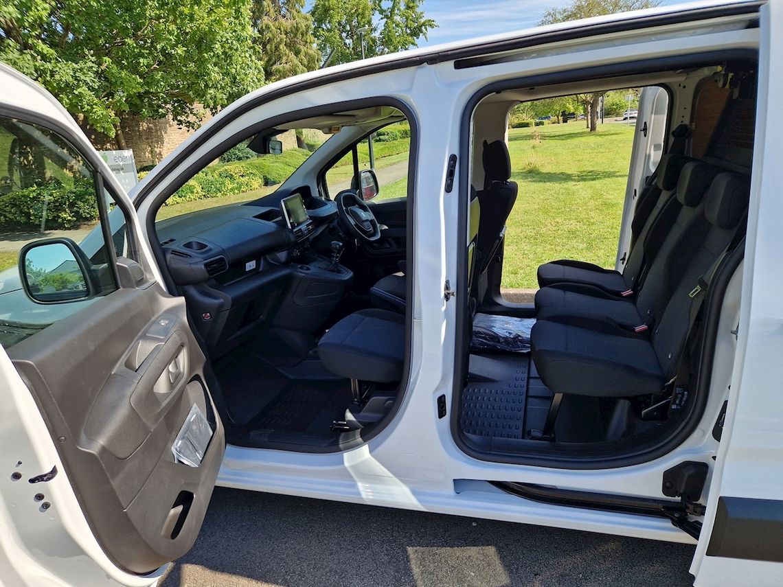 Citroën Berlingo XL Diesel 1.5 BlueHDi 130ps 950kg Van Enterprise EAT8