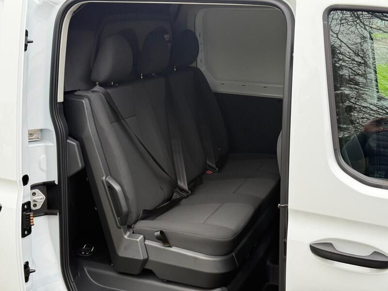 Ford Transit Connect 250 L2 Diesel Crew Van