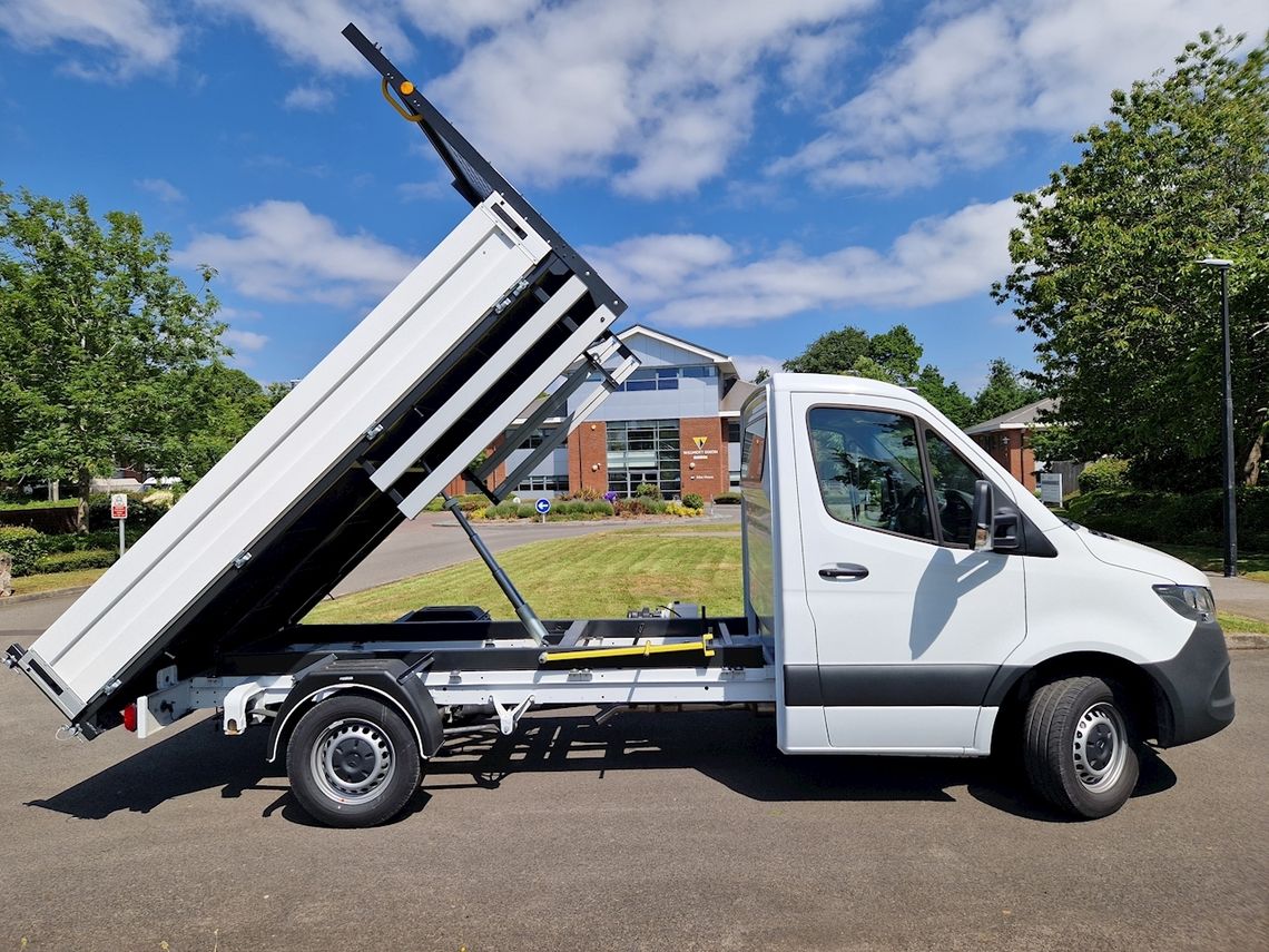 Mercedes-Benz Sprinter 315CDI L2 Diesel RWD 3.5t H2 Premium Van