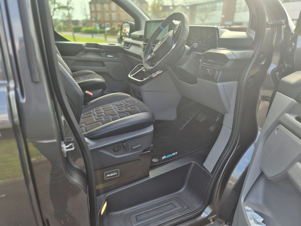 Ford Transit Custom 300 L1 Diesel FWD 2.0 EcoBlue 170ps H1 Crew Van MS-RT Auto