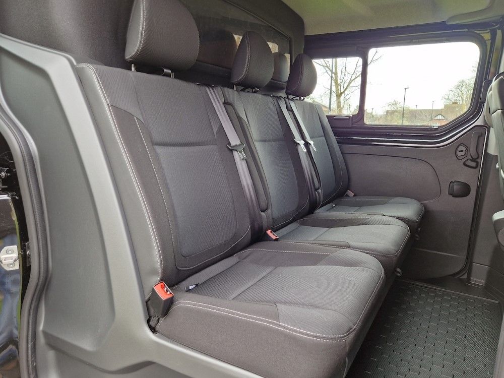 Nissan Primastar 30 L1 Diesel 2.0 dCi 110ps H1 Acenta Crew Van