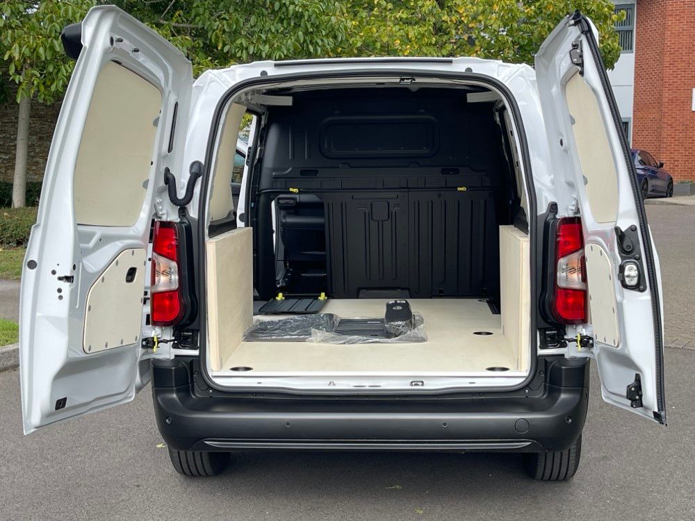 Toyota Proace City L1 Diesel 1.5D 130 Sport Van
