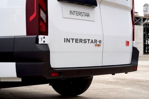 Nissan Interstar