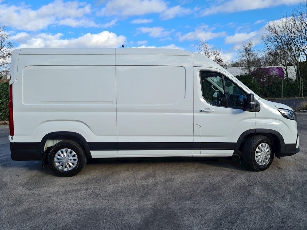 Maxus eDeliver 9 LWB Electric FWD 150kW High Roof Crew Van 88.5kWh Auto