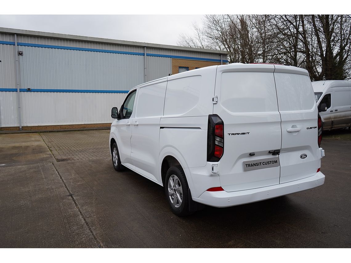 Ford E-Transit Custom 320 L2 RWD 210kW 65kWh H1 Double Cab Van MS-RT Auto