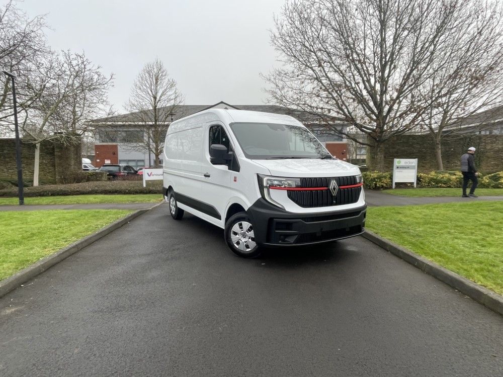 Renault MASTER E-TECH MWB ELECTRIC FWD MM35 104kW 87kWh Advance