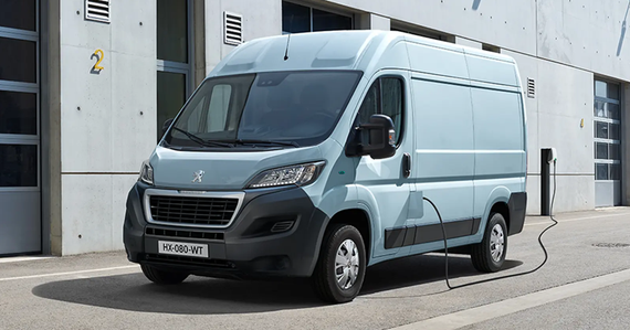 Electric Van Review: The Peugeot e-Boxer
