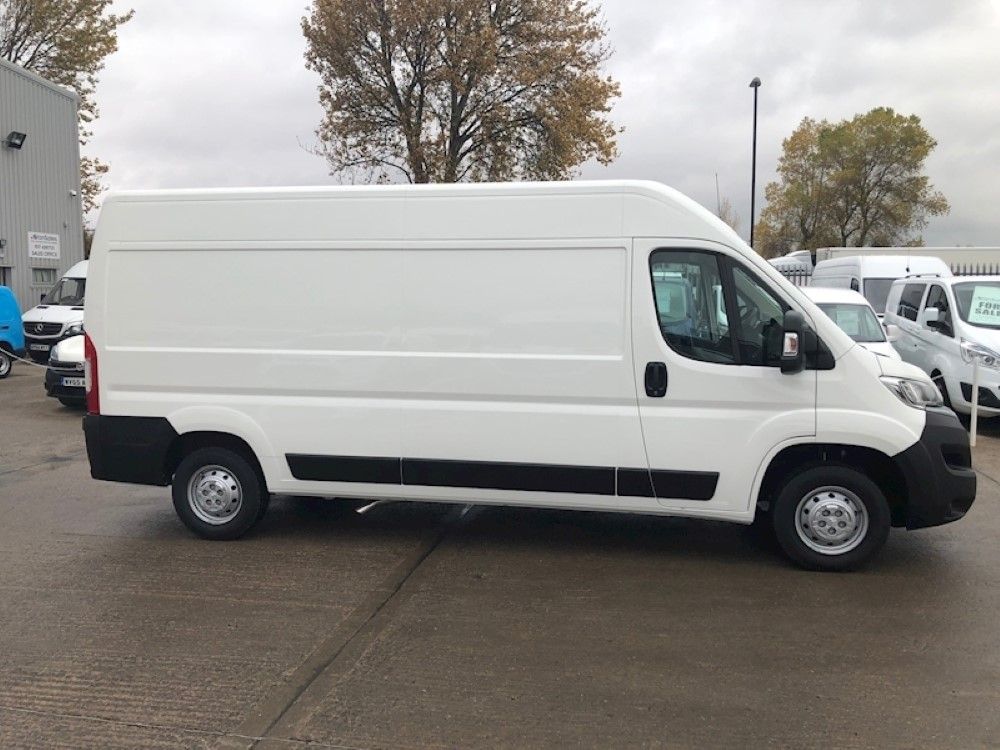 Citroën Relay 35 L2 Diesel 2.2 BlueHDi 140 H2 Van Enterprise Auto