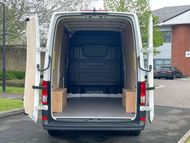 Volkswagen Crafter CR35 LWB Diesel FWD 2.0 TDI 140PS Commerce Plus High Roof Van