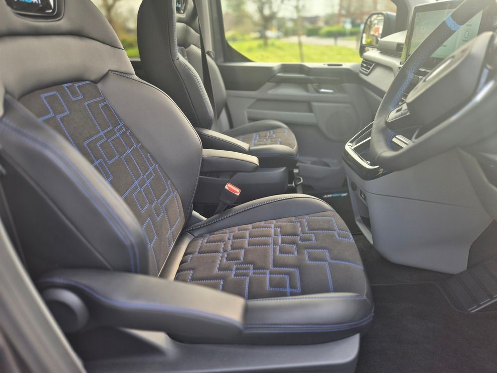 Ford Transit Custom 300 L1 Diesel FWD 2.0 EcoBlue 170ps H1 Crew Van MS-RT Auto