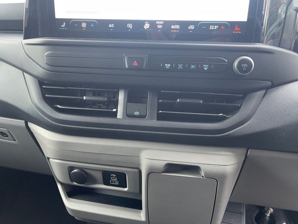 Ford Transit Custom 320 L1 Diesel FWD 2.0 EcoBlue 136ps H1 Double Cab Van Limited Auto