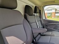 Renault TRAFIC SWB DIESEL SL30 Blue dCi 150 Extra [Safety] Van