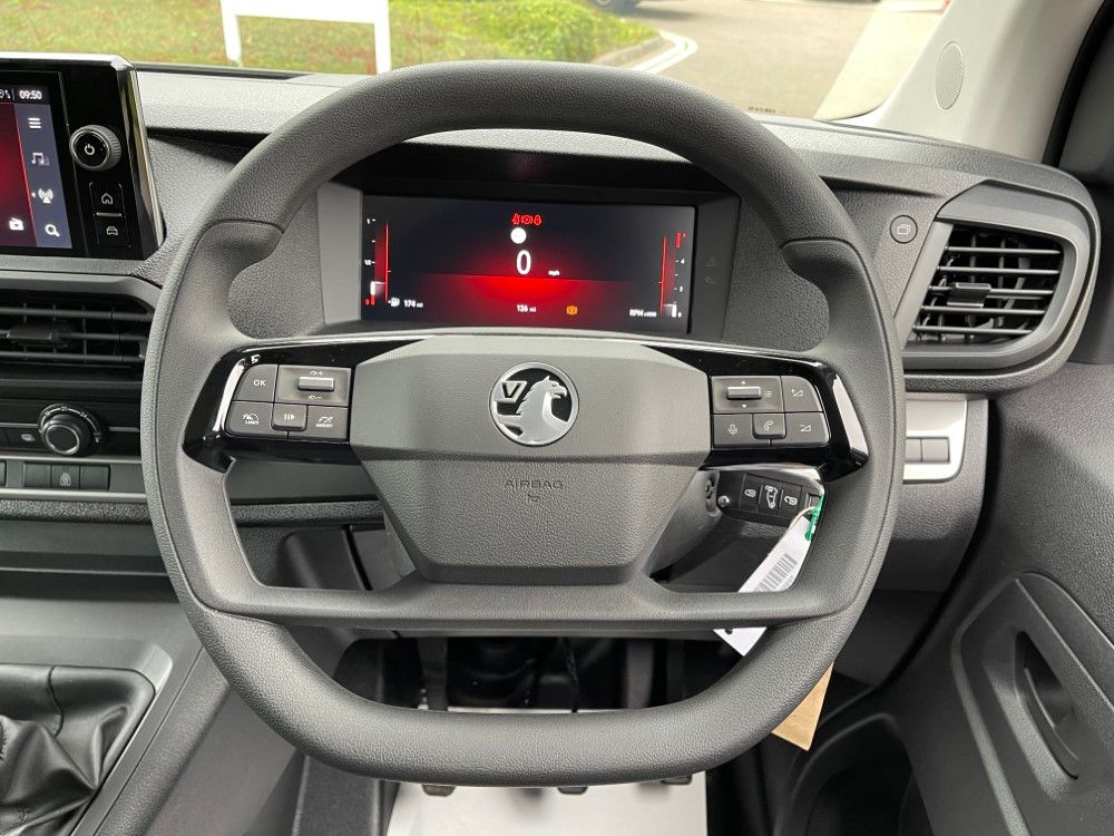 Vauxhall Vivaro Electric 100kW 75kWh Prime H1 Platform Cab Auto