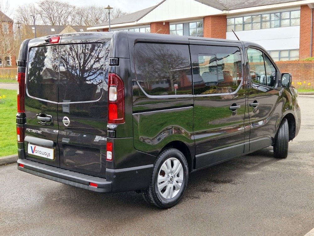 Nissan Primastar 30 L2 Diesel 2.0 dCi 150ps H1 Tekna Crew Van